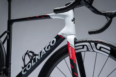 V5 RS Frameset SDM6 UAE Team Emirates Produktbild 1